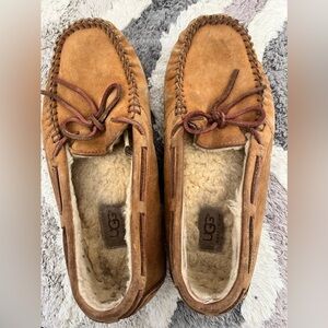 Ugg size 7 moccasins